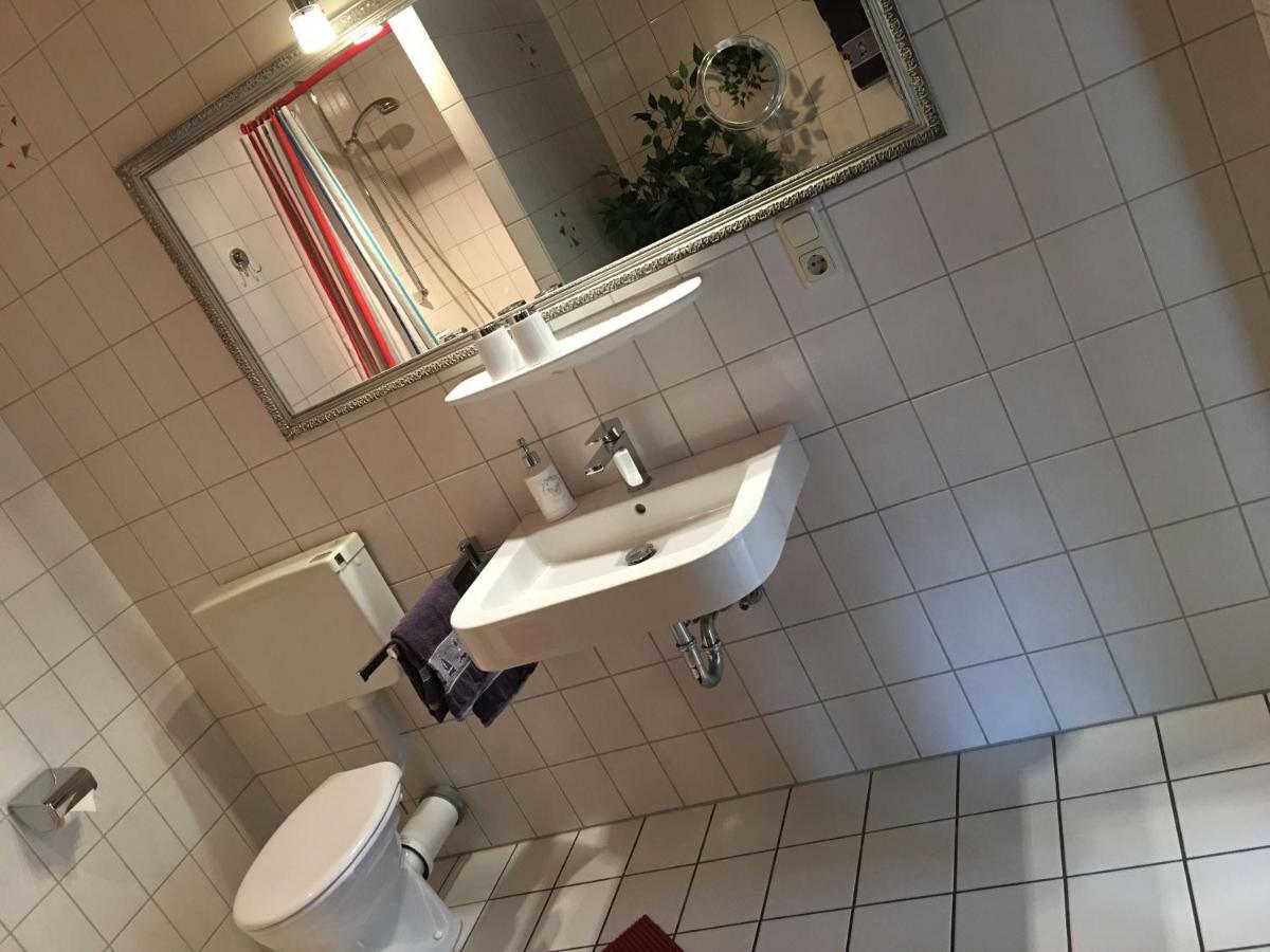 Ferienwohnung Martina Zell an der Mosel Exterior foto